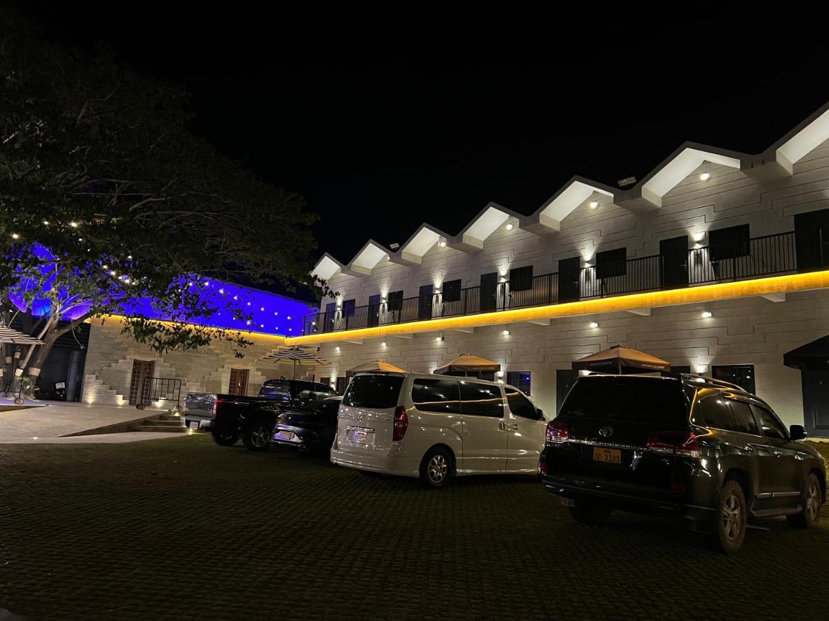 Macchiato Resort Savannakhet Opposite Thai Embassy المظهر الخارجي الصورة